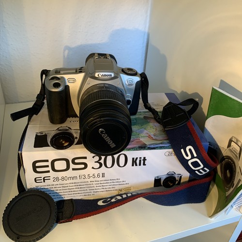 Canon eos 300 35mm film - eos,