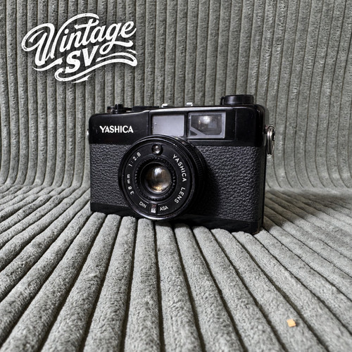 Yashica 35mm film camera - 35-me,