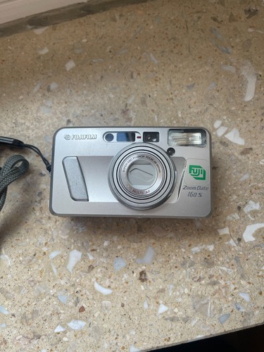 Fujifilm zoom date 160 - zoom,
