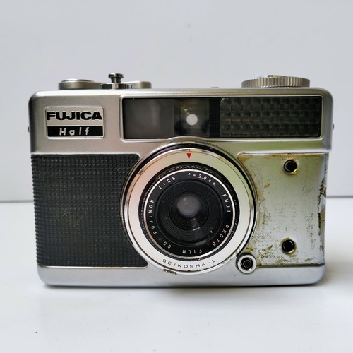 Fujica half 35mm - half,